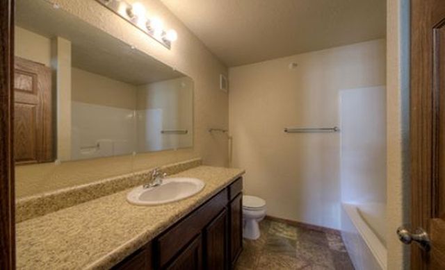 4660CoalBank-007