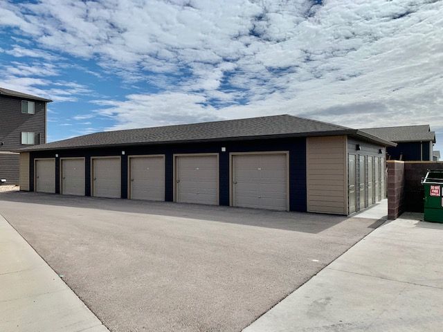 827TowerRoad-006